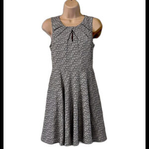 Express Babydoll Fit & Flare Keyhole Neck Swing Dress Womens 0 Black/White